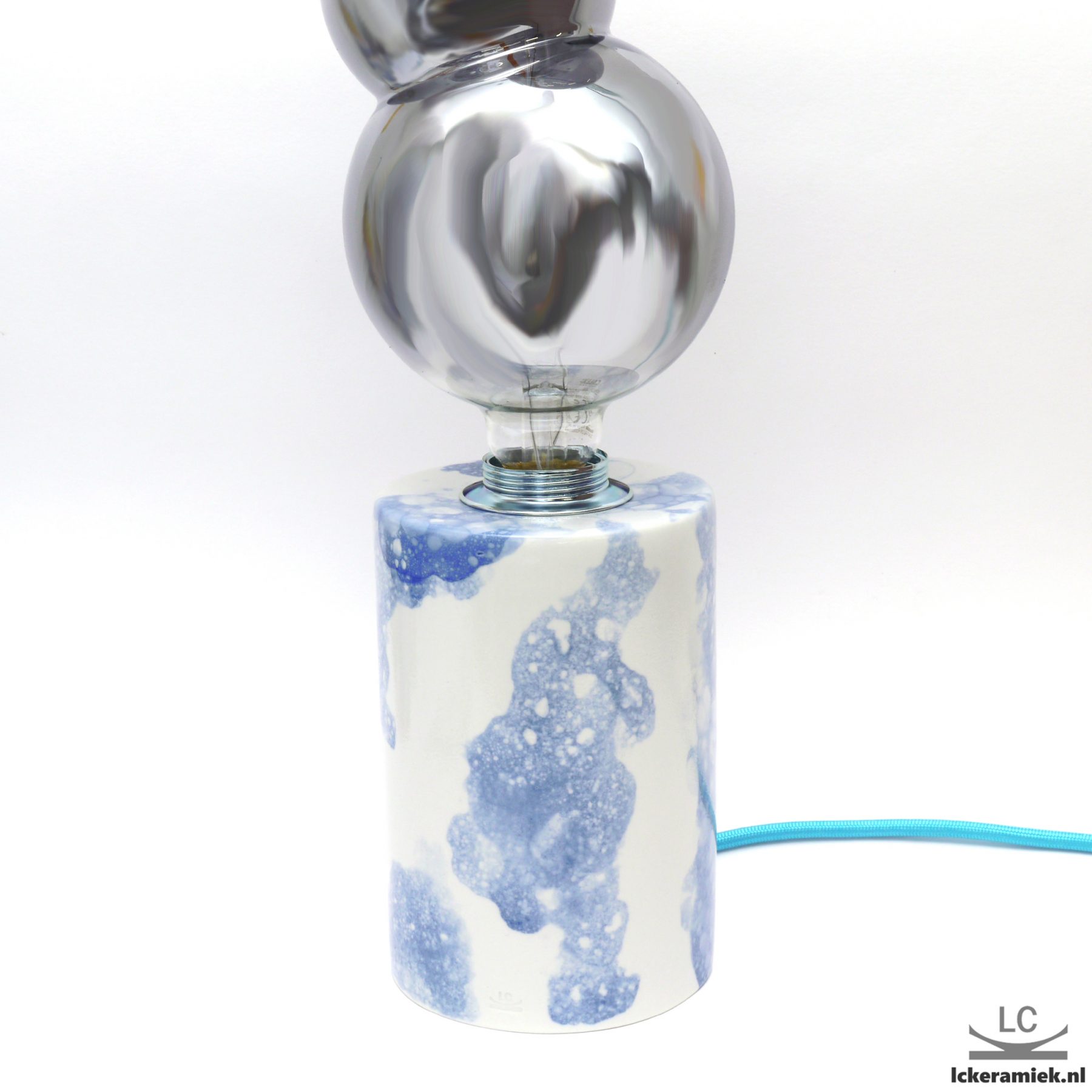 Porseleinen lampvoet blauw wit 20cm hoog