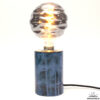 Lampvoet porselein met blauw glazuur en golvende lamp 34cm hoog